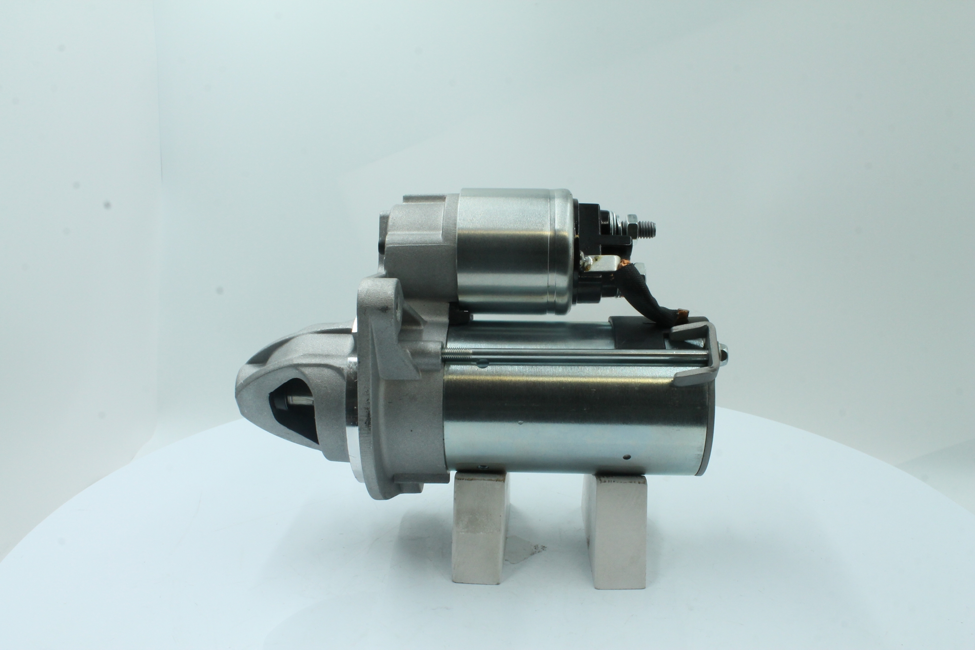 Köp Startmotor av PowerMax 88214456 till det låga priset 1509,85 kr