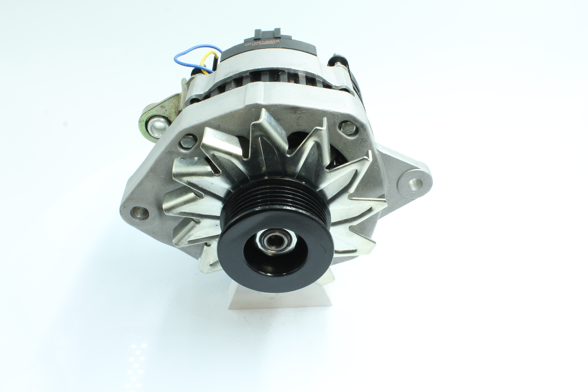 Lichtmaschine 89213076