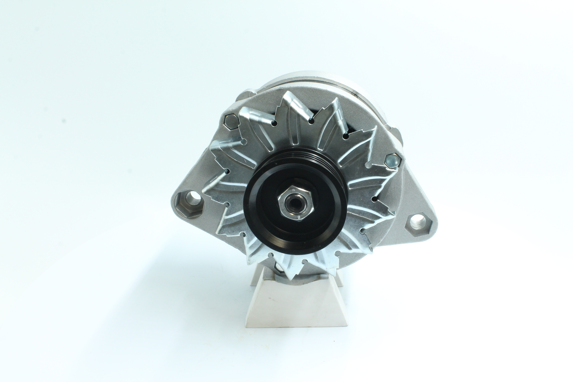 Köp Generator av PowerMax 89213152 till det låga priset 1659,16 kr