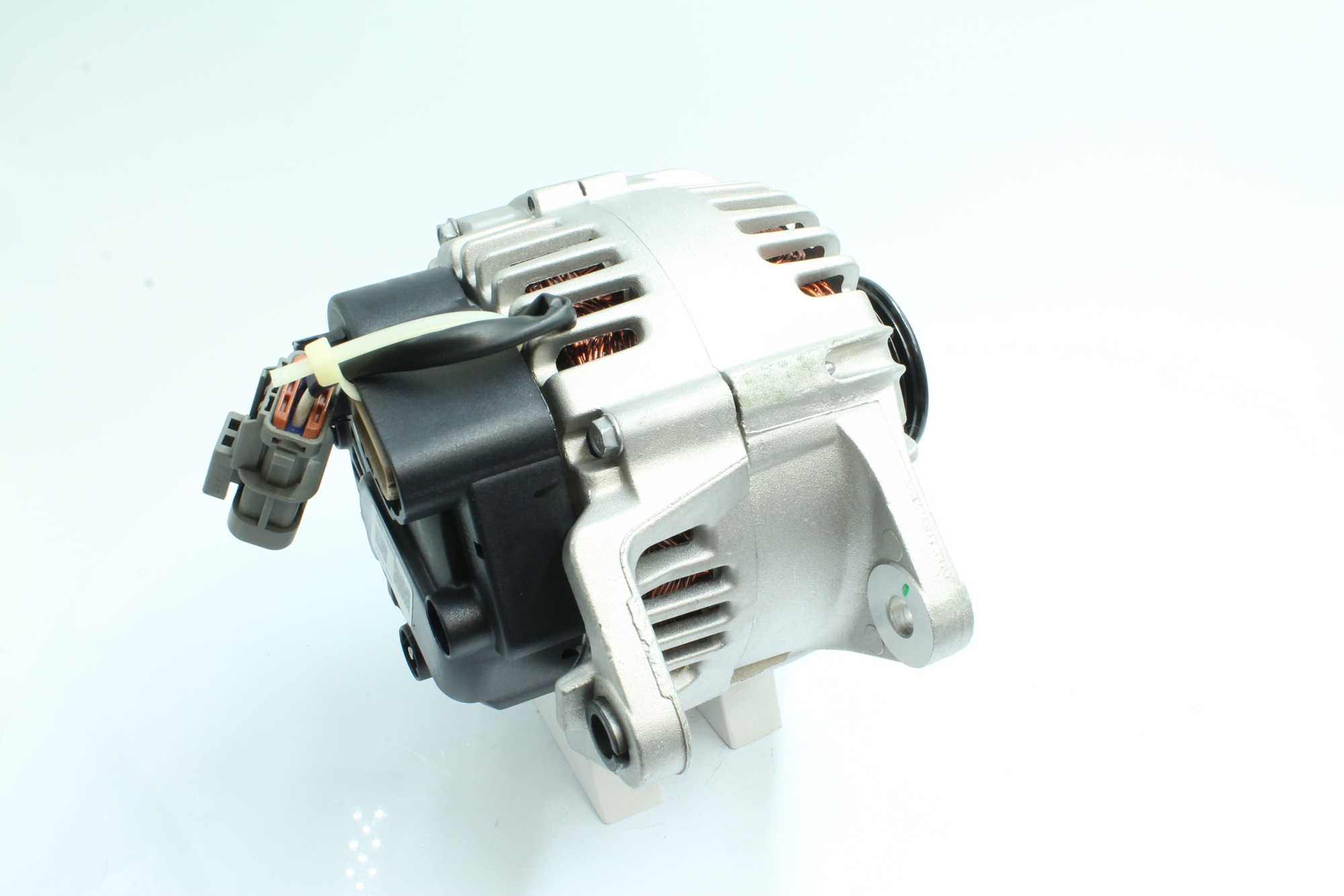 Køb Generator af PowerMax 89213308 til den lave pris 1549,33 DKK