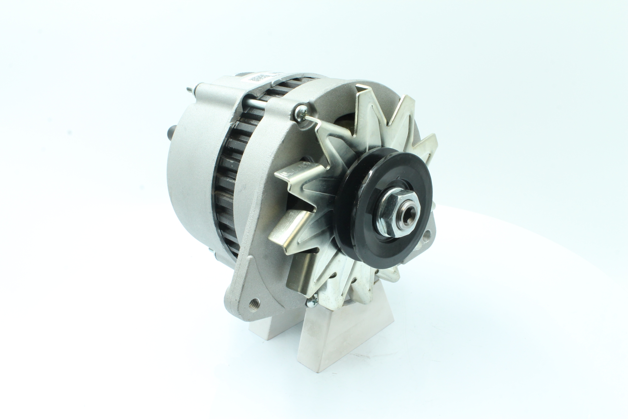 Köp Generator av PowerMax 89213549 till det låga priset 1283,59 kr