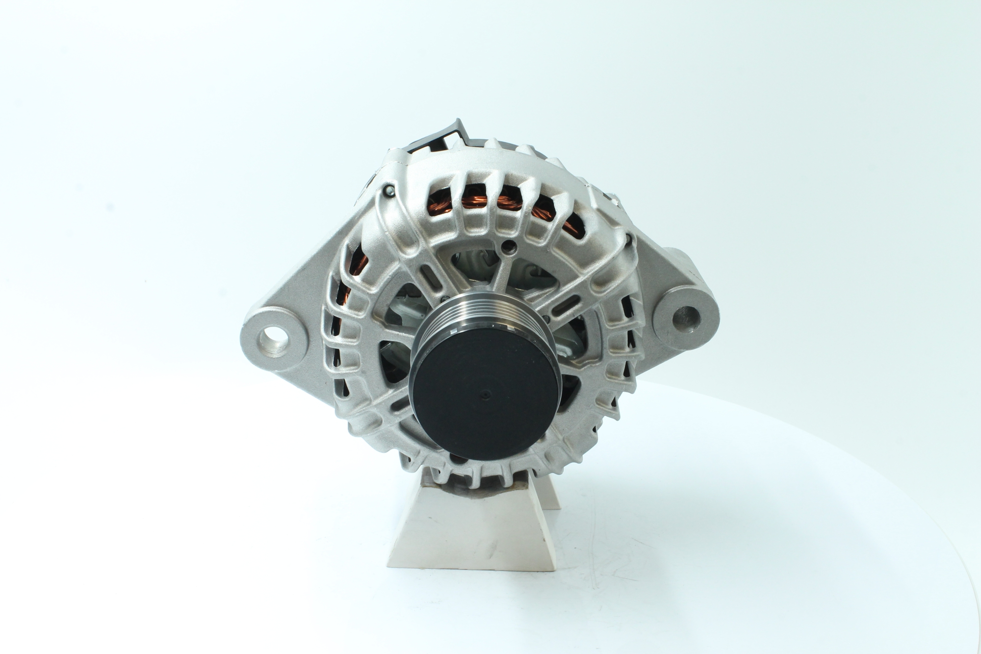Kjøp Dynamo av PowerMax 89215794 til den lave prisen 4464,77 NOK