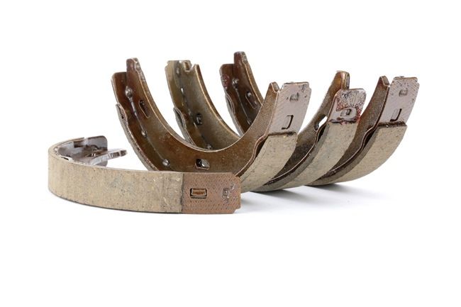 Compre Zapatas de freno de DENCKERMANN online para Clase C T-modell (S202) a precios moderados