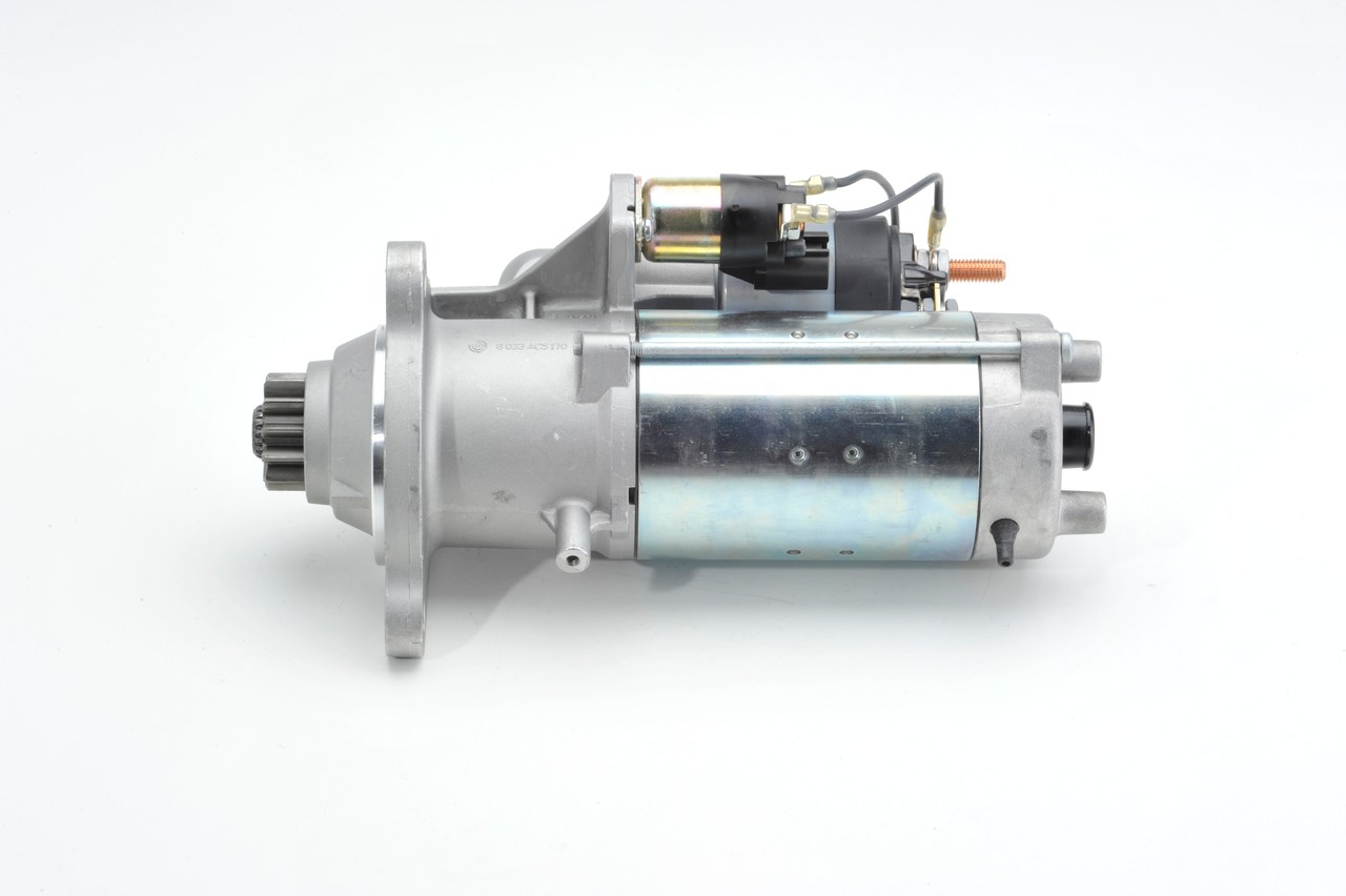 Köp Startmotor av BOSCH 0 001 241 021 till det låga priset 6486,97 kr