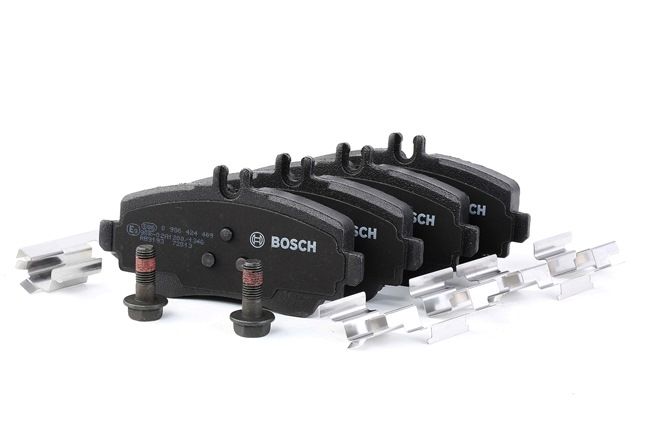 Acquista online BOSCH Kit pastiglie freni Art.: 0 986 424 469