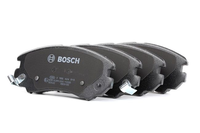 Acquista online BOSCH Kit pastiglie freni Art.: 0 986 424 815