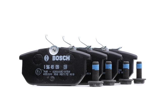 Köp Bromsbelägg av BOSCH 0 986 491 030 till det låga priset 357,90 kr