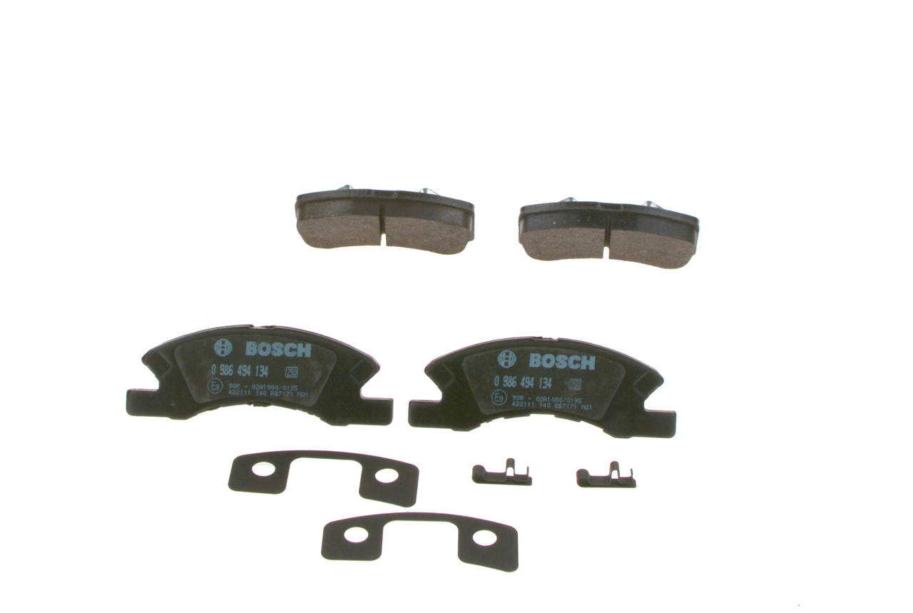 Compre Pastilhas de travão da BOSCH 0 986 494 134 a um preço baixo por 39,17 €