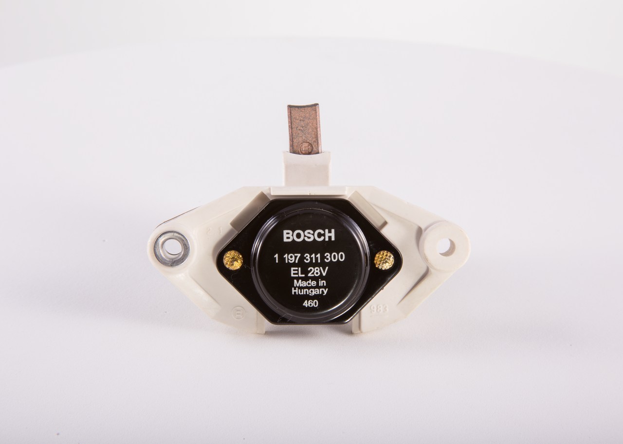 Lichtmaschinenregler für STEYR von BOSCH
