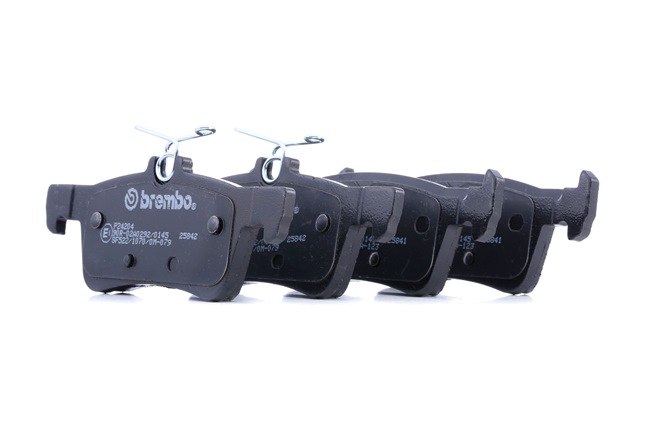 Köp Bromsbelägg av BREMBO P 24 204 till det låga priset 313,86 kr