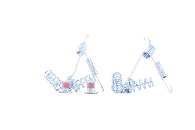 Compre Kit de accesorios de las zapatas de freno de RIDEX online para Clase C T-modell (S204) a precios moderados