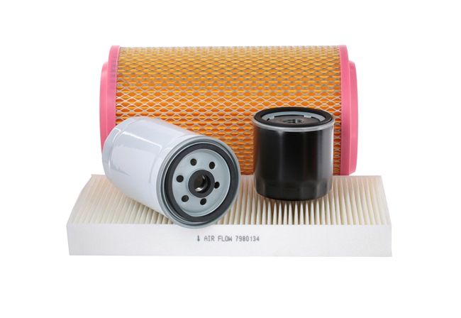 Compre Kit de filtros da STARK SKFS-1880178 a um preço baixo por 13,60 €