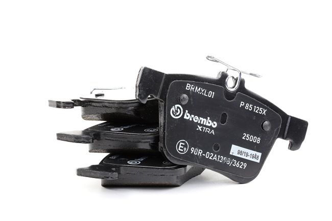 Köp Bromsbelägg av BREMBO P 85 125X till det låga priset 588,19 kr