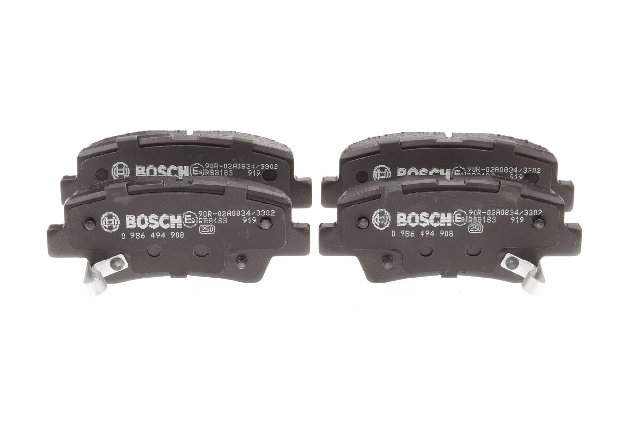 Köp Bromsbelägg av BOSCH 0 986 494 908 till det låga priset 446,32 kr