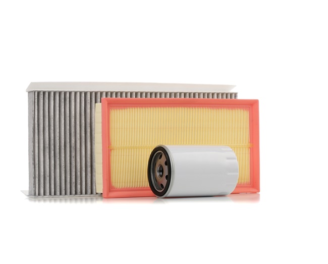 STARK SKFS-18880308 Kit de filtres FORD Focus Mk1 Berline (DNW) 2.0 131 CV Essence