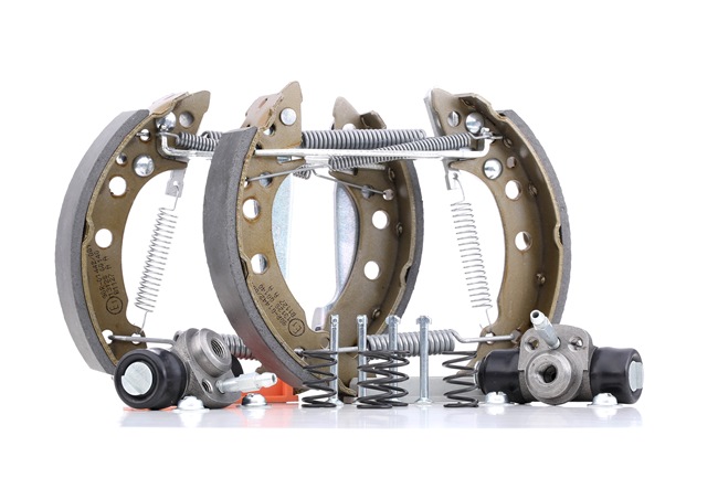 Comprar Kit frenos, disco de tambor de BREMBO K 85 011 a bajo precio de 49,09 €
