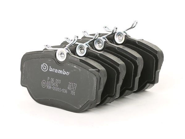 Acquista online BREMBO Kit pastiglie freni Art.: P 06 010
