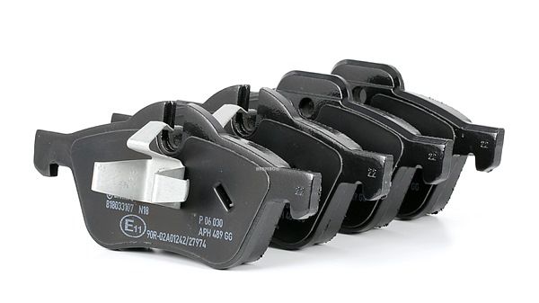 Köp Bromsbelägg av BREMBO P 06 030 till det låga priset 355,29 kr