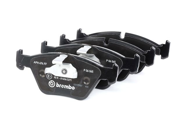 Köp Bromsbelägg av BREMBO P 06 065 till det låga priset 460,73 kr