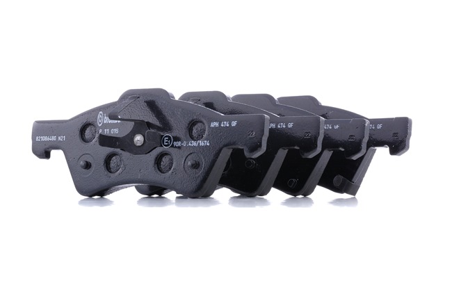 Köp Bromsbelägg av BREMBO P 11 015 till det låga priset 509,67 kr