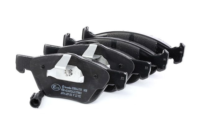 Köp Bromsbelägg av BREMBO P 23 112 till det låga priset 360,37 kr