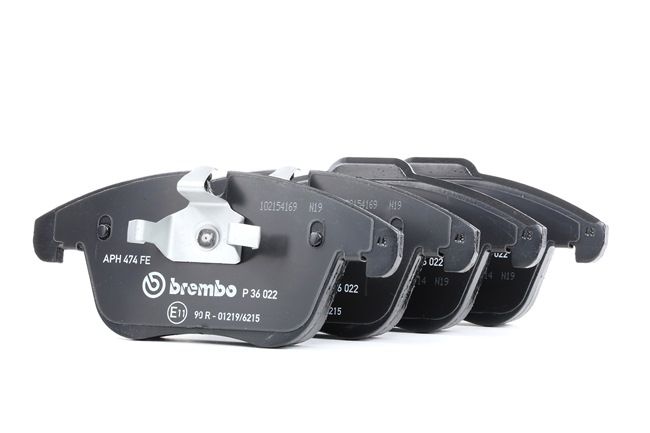 Köp Bromsbelägg av BREMBO P 36 022 till det låga priset 472,43 kr