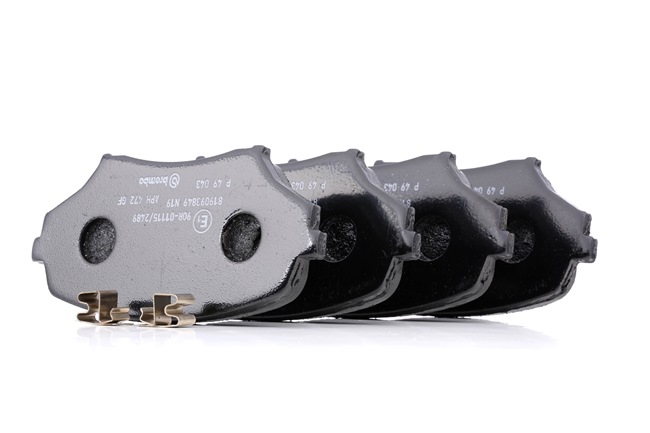 Achetez des BREMBO Plaquettes de frein Art.: P 49 043 en ligne