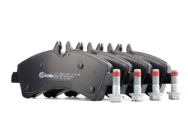 Compre BREMBO Juego de pastillas de freno Art.: P 50 060 online
