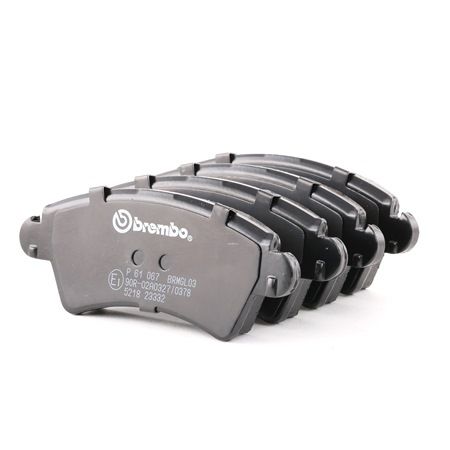 Köp Bromsbelägg av BREMBO P 61 067 till det låga priset 399,98 kr