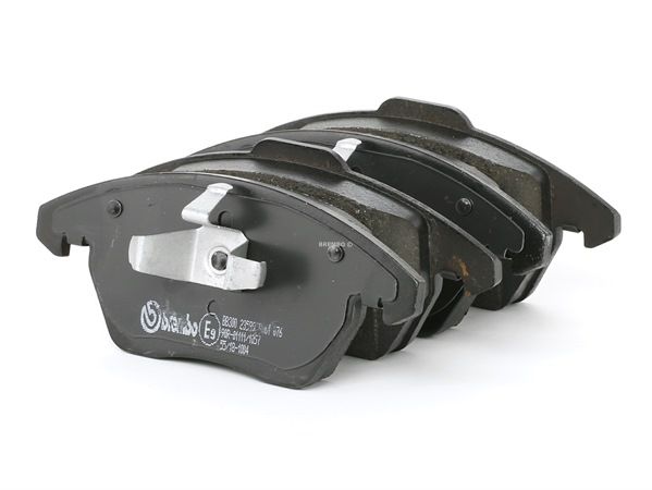 Köp Bromsbelägg av BREMBO P 61 076 till det låga priset 407,46 kr