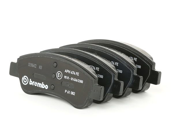 Köp Bromsbelägg av BREMBO P 61 082 till det låga priset 293,46 kr