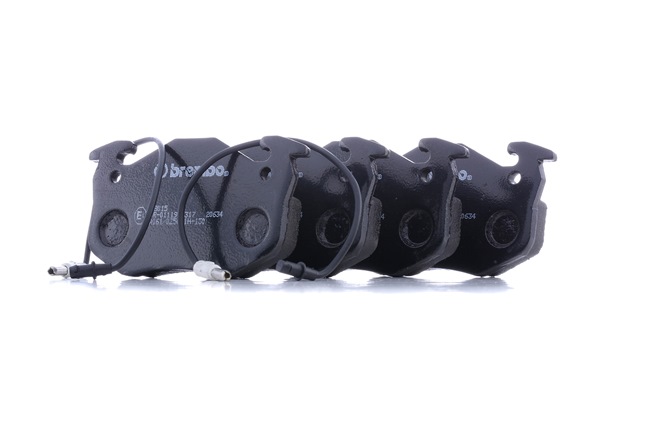 Acquista online BREMBO Kit pastiglie freni Art.: P 68 015
