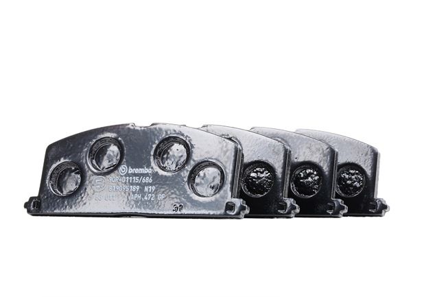 Köp Bromsbelägg av BREMBO P 83 011 till det låga priset 257,46 kr