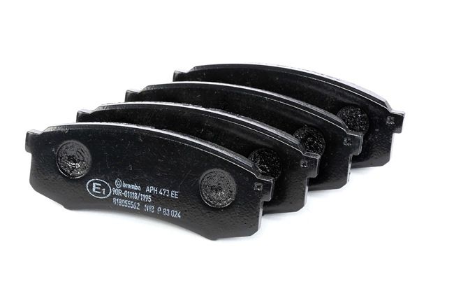 Acquista online BREMBO Kit pastiglie freni Art.: P 83 024