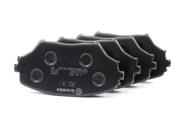 Acquista online BREMBO Kit pastiglie freni Art.: P 83 055