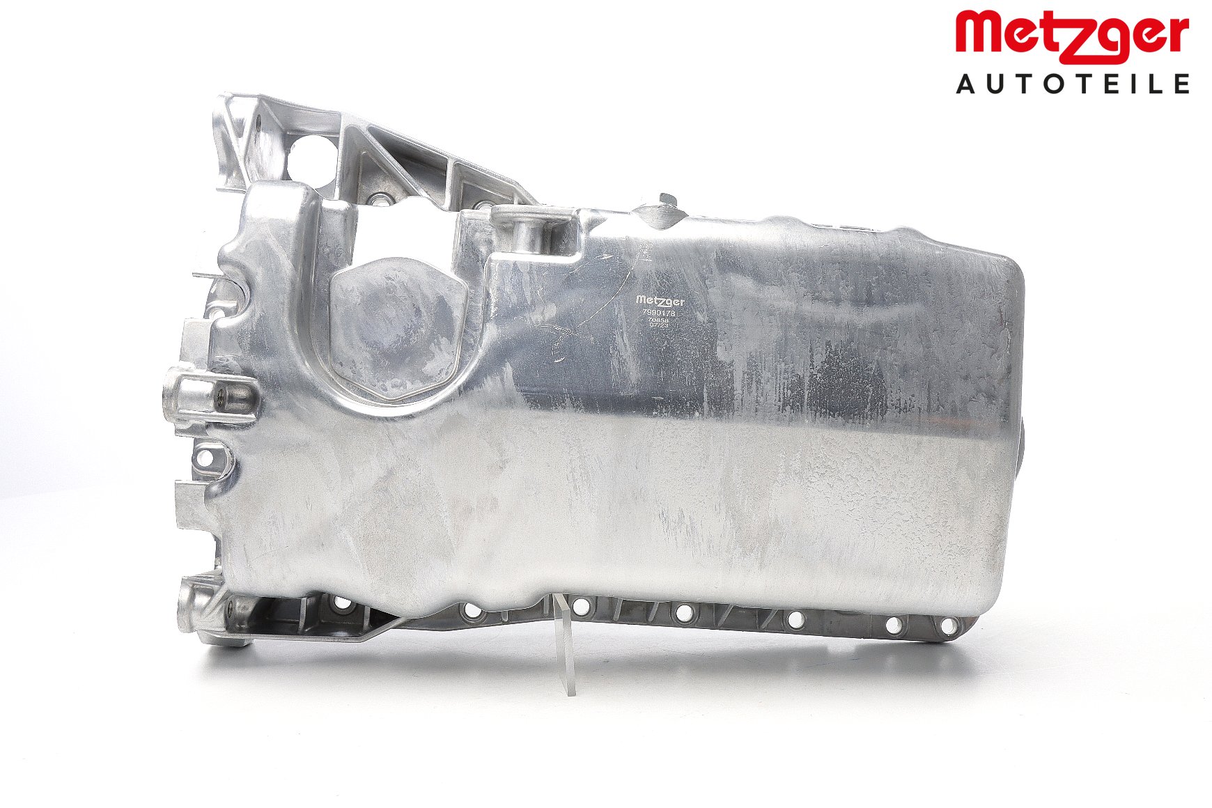Compre METZGER Cárter de aceite Art.: 7990178 online