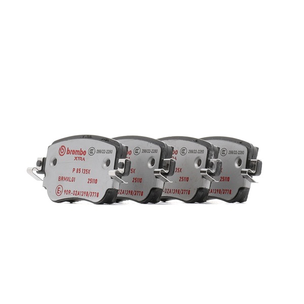 Comprar Juego de pastillas de freno de BREMBO P 85 135X a bajo precio de 82,60 €