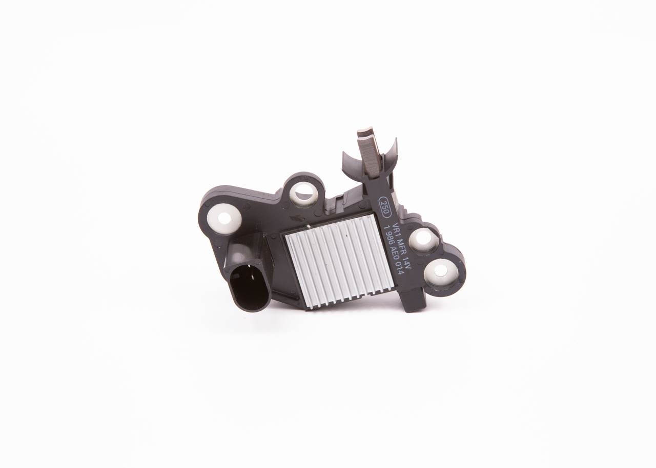 Køb Generatorregulator af BOSCH 1 986 AE0 014 til den lave pris 193,86 DKK