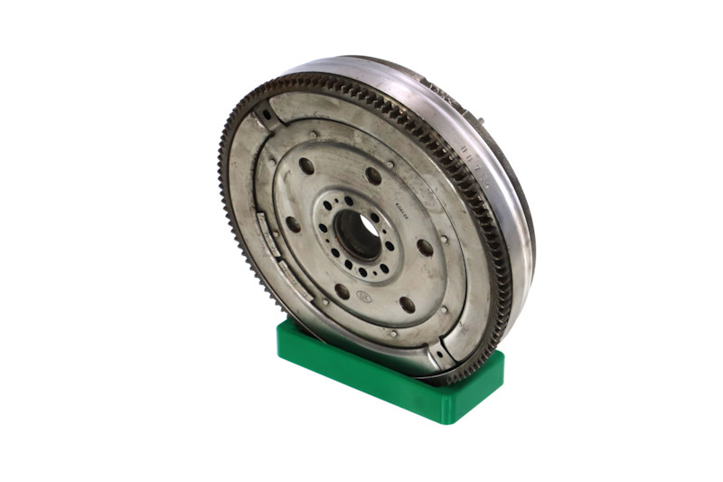 Osta Vauhtipyörä REMANTE:llä 009-001-000106R edullisesti hintaan 523,69 €