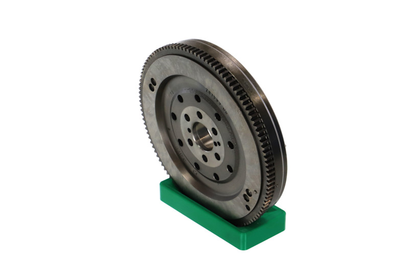 Achetez des Volant moteur REMANTE 009-001-000117R à prix pour 520,10 €