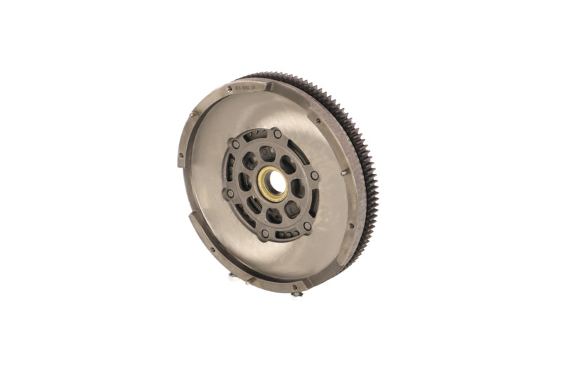 Osta Vauhtipyörä REMANTE:llä 009-001-000131R edullisesti hintaan 564,05 €