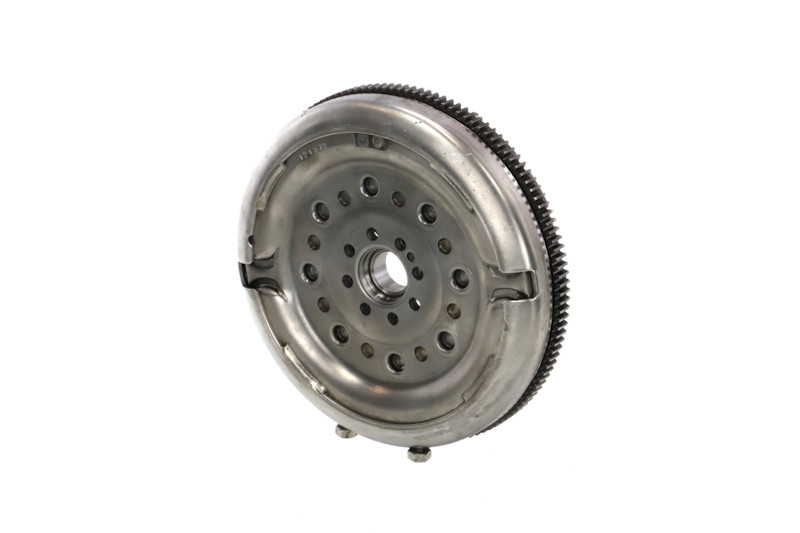 Osta Vauhtipyörä REMANTE:llä 009-001-000148R edullisesti hintaan 471,57 €
