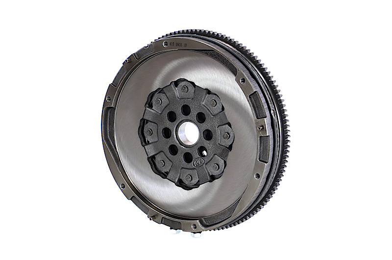 Osta Vauhtipyörä REMANTE:llä 009-001-000158R edullisesti hintaan 326,54 €