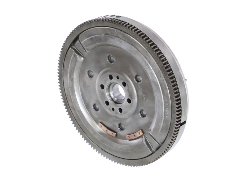 Osta Vauhtipyörä REMANTE:llä 009-001-000186R edullisesti hintaan 626,30 €