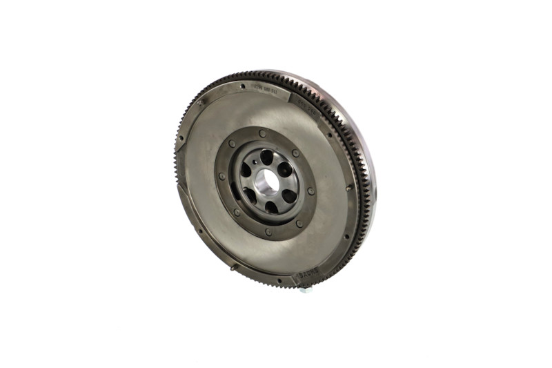 Osta Vauhtipyörä REMANTE:llä 009-001-000187R edullisesti hintaan 599,66 €