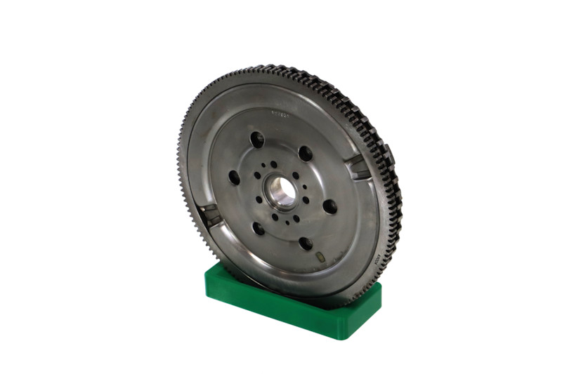 Osta Vauhtipyörä REMANTE:llä 009-001-000256R edullisesti hintaan 326,54 €