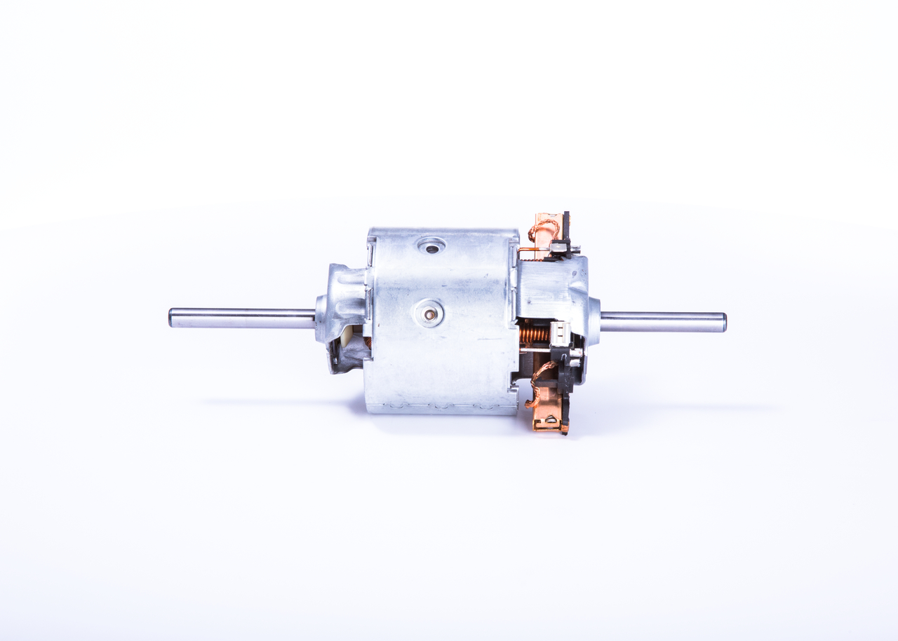 Gebläsemotor des Herstellers BOSCH - Originalware Artikelnummer: 0 130 111 130
