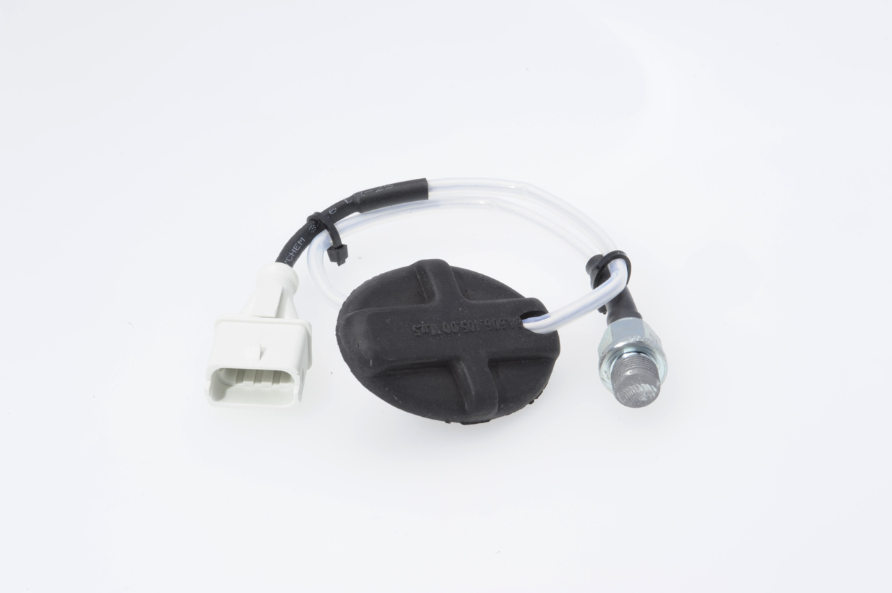 Køb Sensor, topstykketemperatur af BOSCH 0 280 130 097 til den lave pris 1677,93 DKK