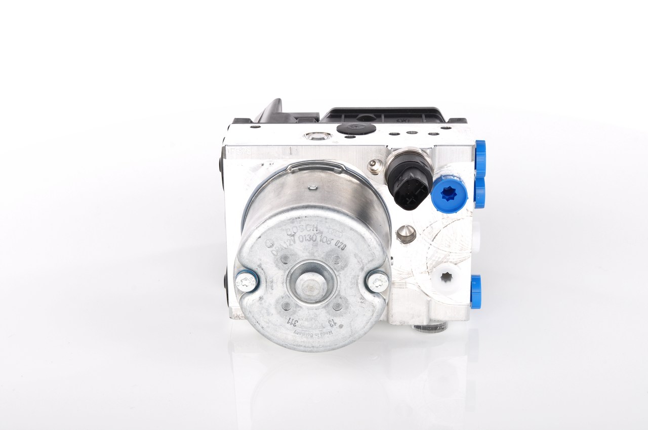 Compre Módulo ABS de BOSCH online para X5 (E53) a precios moderados