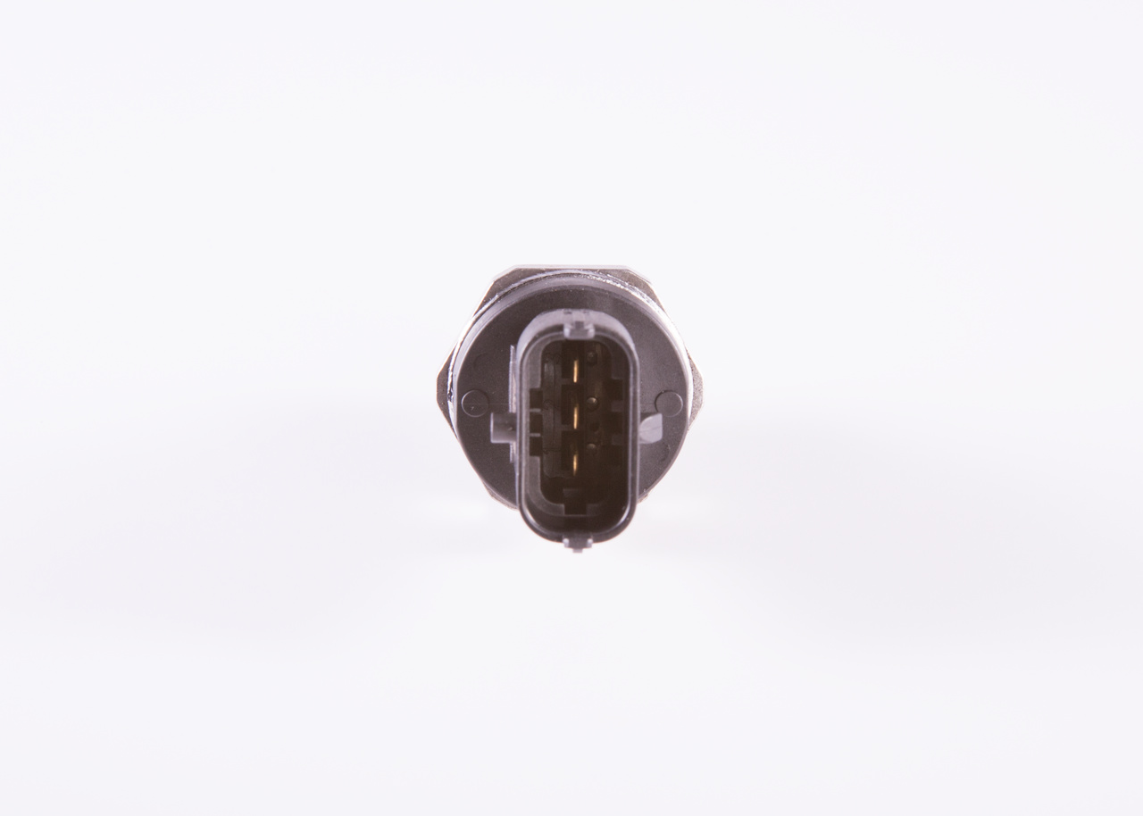 Køb Sensor, brændstoftryk af BOSCH 0 281 002 930 til den lave pris 1037,10 DKK